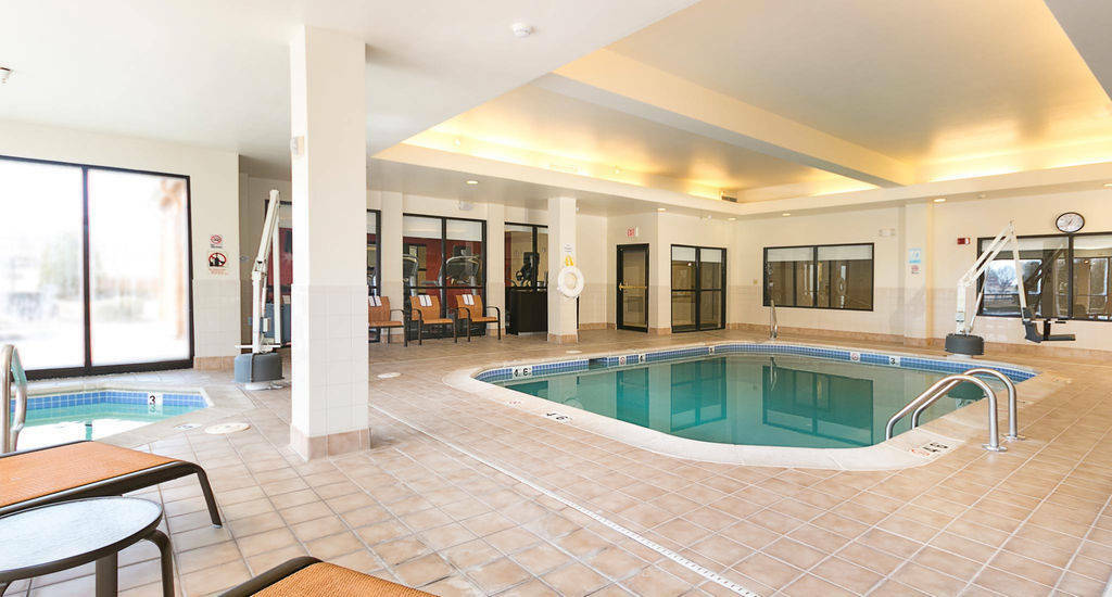 Courtyard Kansas City East/Blue Springs Εξωτερικό φωτογραφία
